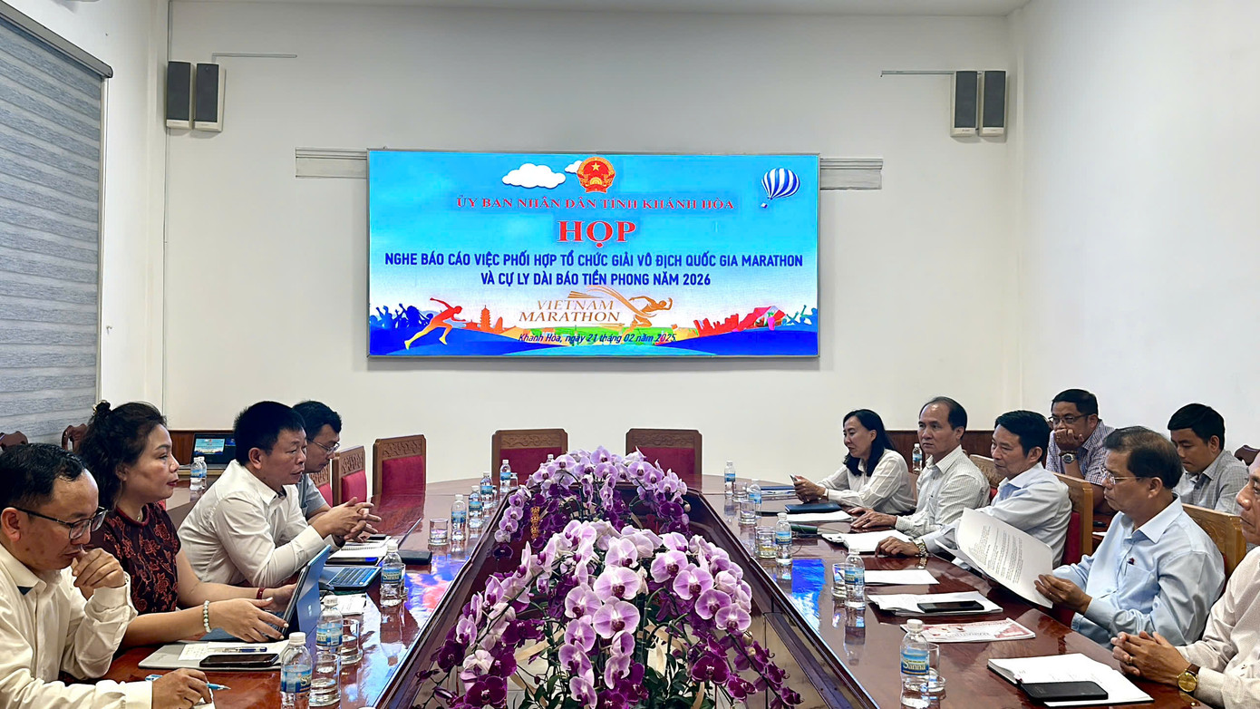 Toàn cảnh cuộc họp. Toàn cảnh cuộc họp.