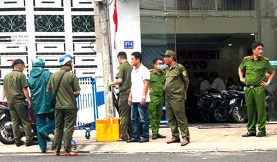 Lực lượng chức năng tại hiện trường vụ việc. Lực lượng chức năng tại hiện trường vụ việc.