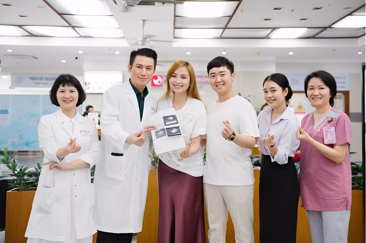 Đội ngũ y bác sĩ tại Phương Châu đã thực hiện hóa giấc mơ của nàng hậu Đội ngũ y bác sĩ tại Phương Châu đã thực hiện hóa giấc mơ của nàng hậu
