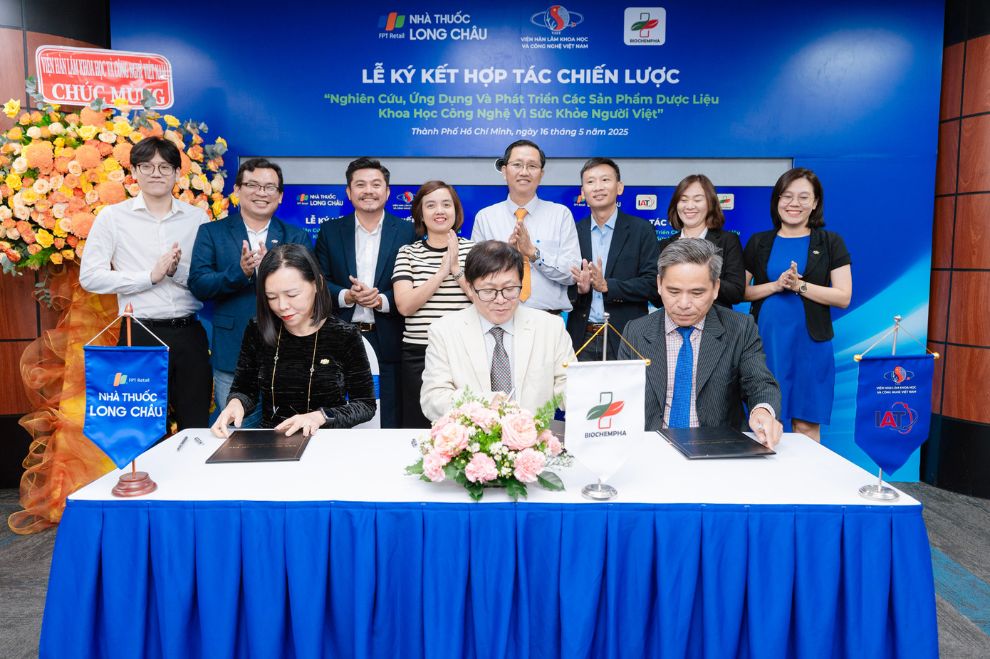 Đại diện các bên ký kết hợp tác