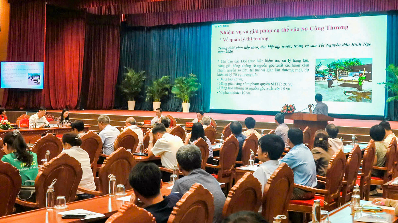 Hội nghị tăng cường quản lý nhà nước về đấu tranh chống buôn lậu, gian lận thương mại, hàng giả, hàng kém chất lượng, hàng không đảm bảo ATTP Hội nghị tăng cường quản lý nhà nước về đấu tranh chống buôn lậu, gian lận thương mại, hàng giả, hàng kém chất lượng, hàng không đảm bảo ATTP