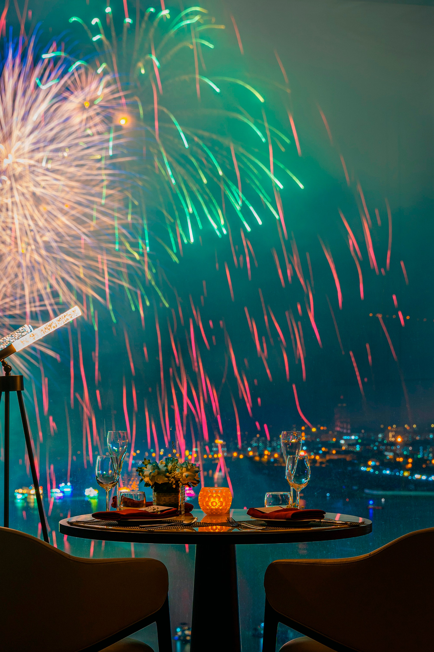 Tầm view “triệu đô” tại khách sạn cao nhất giữa trung tâm thành phố Đà Nẵng Tầm view “triệu đô” tại khách sạn cao nhất giữa trung tâm thành phố Đà Nẵng