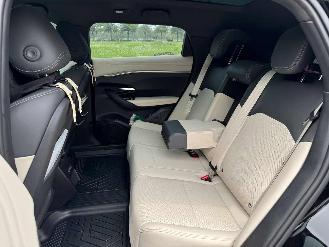 Sử dụng VF 7 được 2 tháng, anh Huy cho biết đã tiết kiệm được 5-6 triệu đồng/tháng Sử dụng VF 7 được 2 tháng, anh Huy cho biết đã tiết kiệm được 5-6 triệu đồng/tháng