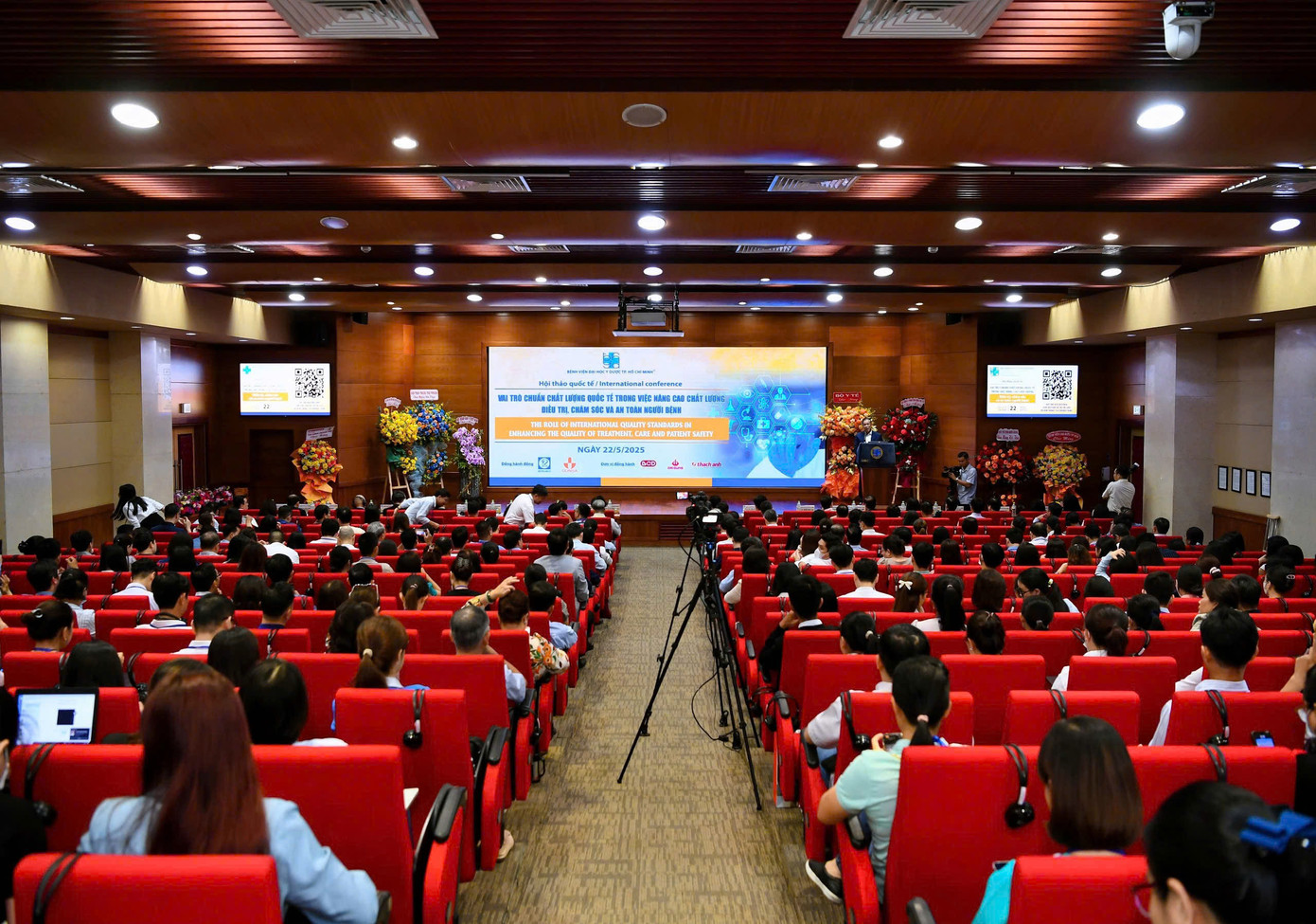 Quang cảnh hội thảo nhé