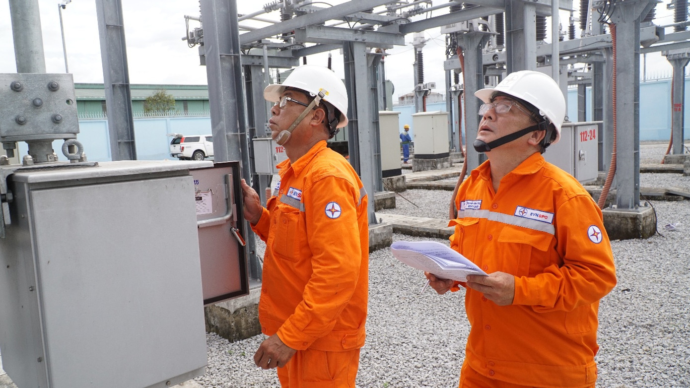 Kiểm tra vận hành Trạm biến áp 110kV Cổng Xanh và đường dây đấu nối, tỉnh Bình Dương sau khi đóng điện vận hành, ngày 26/2/2025.