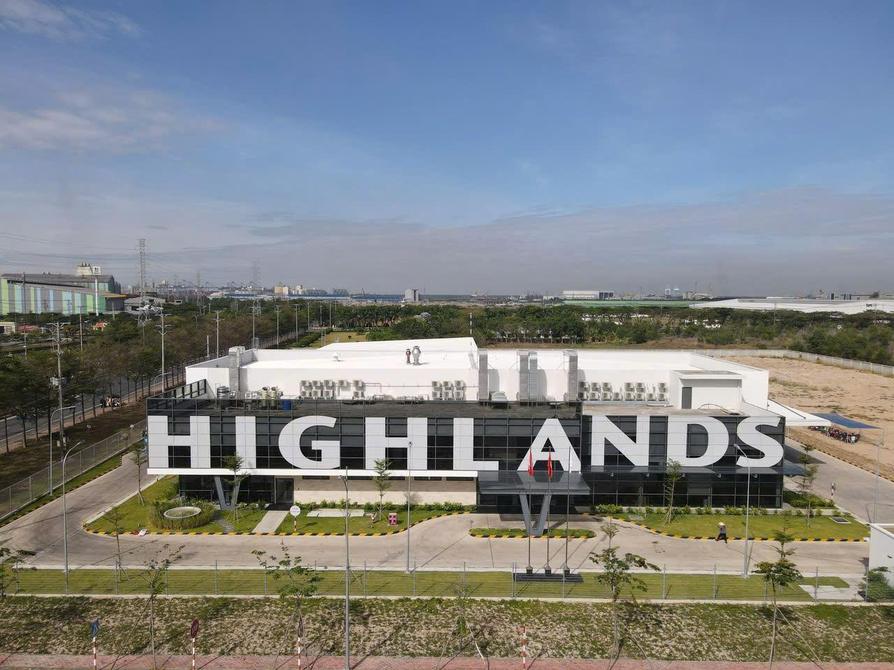 Nhà máy rang xay cà phê Highlands Cái Mép là dự án mang tính biểu tượng với quy mô gần 500 tỷ đồng Nhà máy rang xay cà phê Highlands Cái Mép là dự án mang tính biểu tượng với quy mô gần 500 tỷ đồng