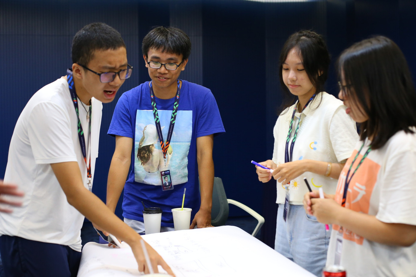 Học viên tham gia thử thách làm game tại FCT Summer Camp 2023