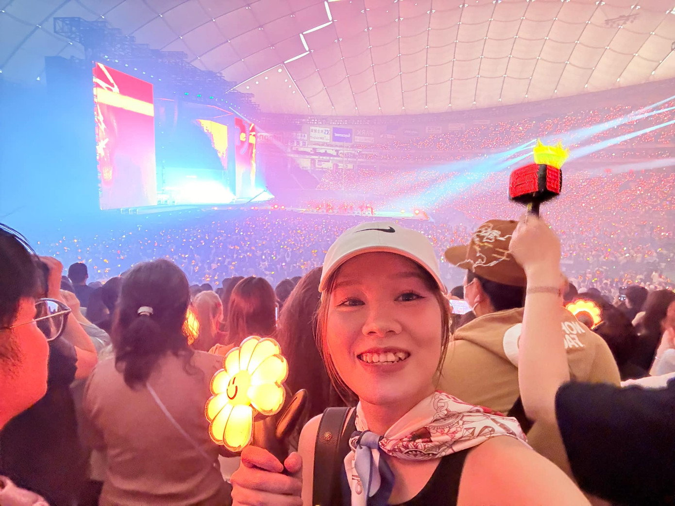 Fan Việt flex “cúc bông quyền lực” sẵn sàng cháy hết mình cho concert K-Star Spark in Vietnam – Presented by VPBank