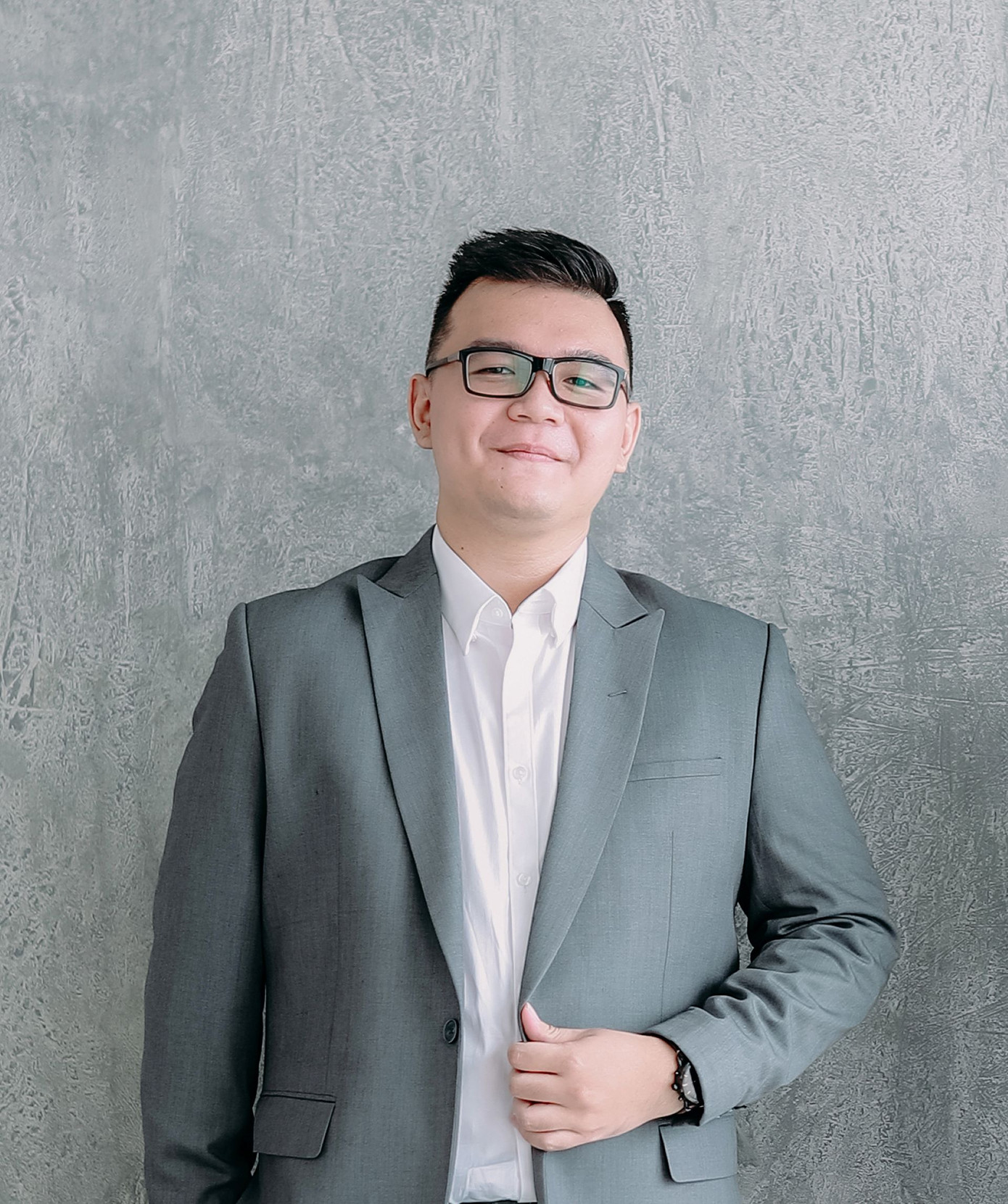 Ông Satria Katana Lopulisa, chuyên gia nội dung từ AutonetMagz.