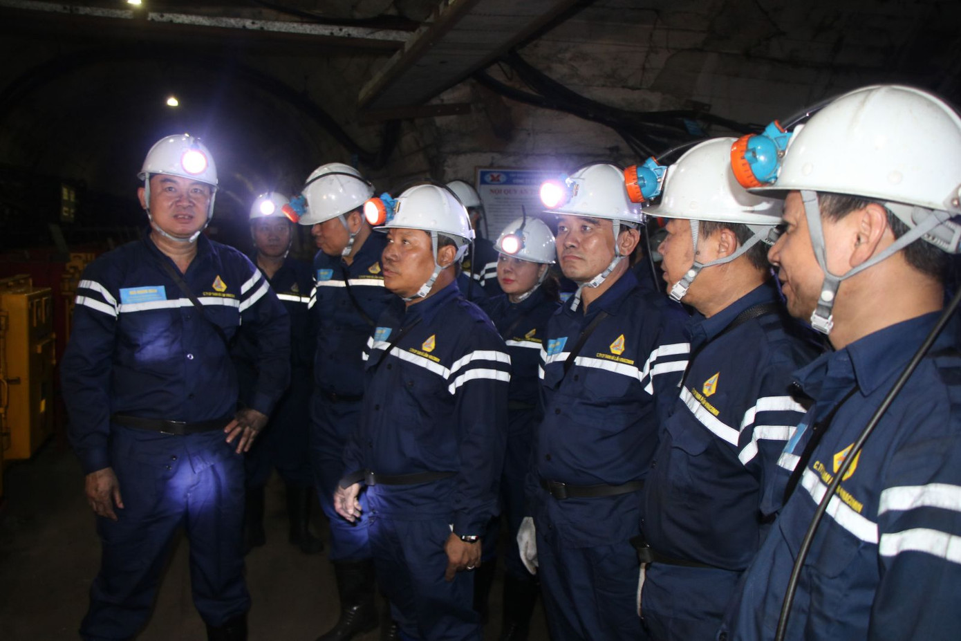 Bí thư Tỉnh ủy đánh giá cao nỗ lực của Than Hà Lầm trong ứng dụng công nghệ hiện đại vào sản xuất Bí thư Tỉnh ủy đánh giá cao nỗ lực của Than Hà Lầm trong ứng dụng công nghệ hiện đại vào sản xuất