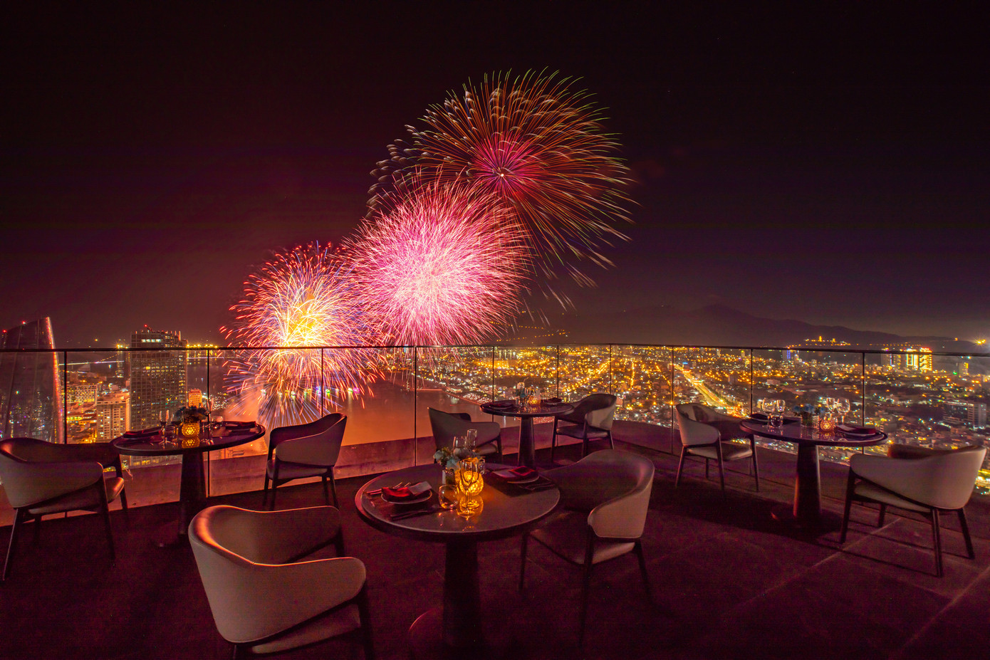 Tận hưởng kỳ nghỉ theo cách riêng – nơi từng góc thư giãn đều được chăm chút chuẩn phong cách Marriott International. Tận hưởng kỳ nghỉ theo cách riêng – nơi từng góc thư giãn đều được chăm chút chuẩn phong cách Marriott International.