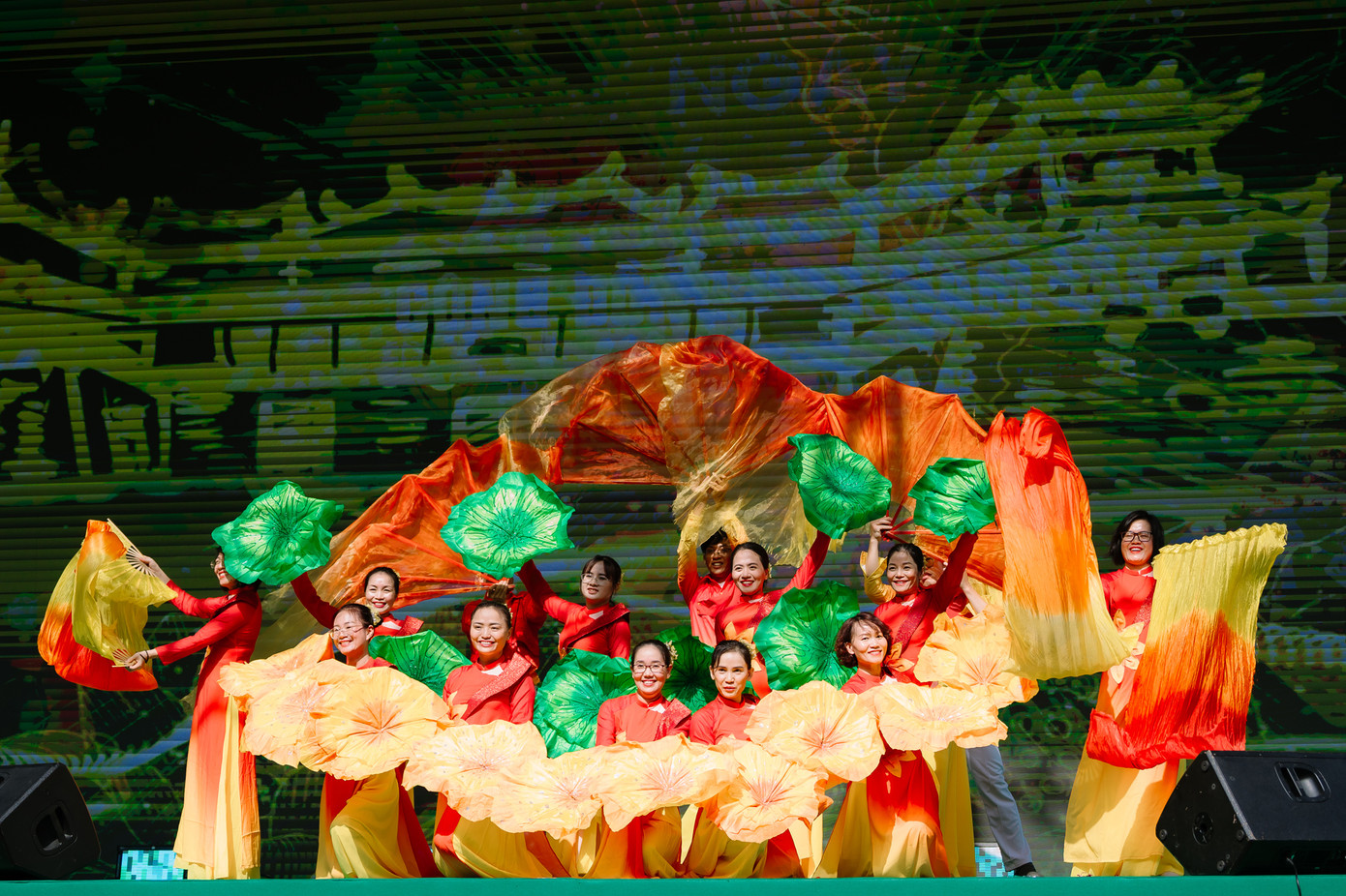 Một tiết mục đặc sắc đến từ 20 đội thi