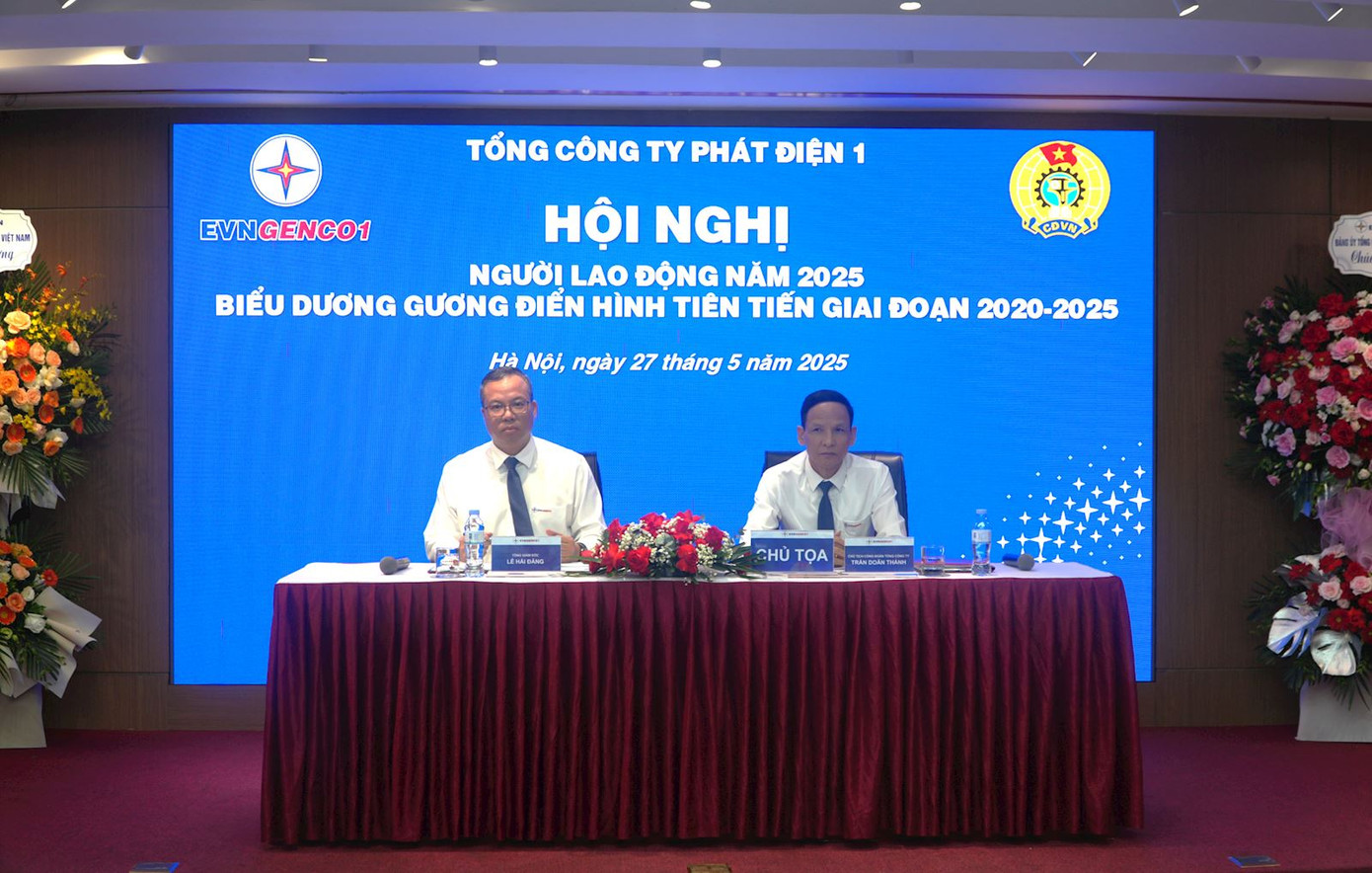 Ông Lê Hải Đăng - Tổng giám đốc EVNGENCO1 và ông Trần Doãn Thành - Chủ tịch Công đoàn EVNGENCO1 chủ trì Hội nghị Ông Lê Hải Đăng - Tổng giám đốc EVNGENCO1 và ông Trần Doãn Thành - Chủ tịch Công đoàn EVNGENCO1 chủ trì Hội nghị