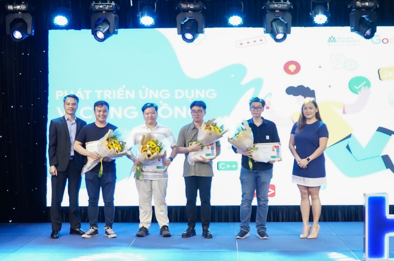 Nhóm sinh viên ngành CNTT HSU là đại diện duy nhất tại Đông Nam Á chiến thắng cuộc thi Google Solution Challenge 2022