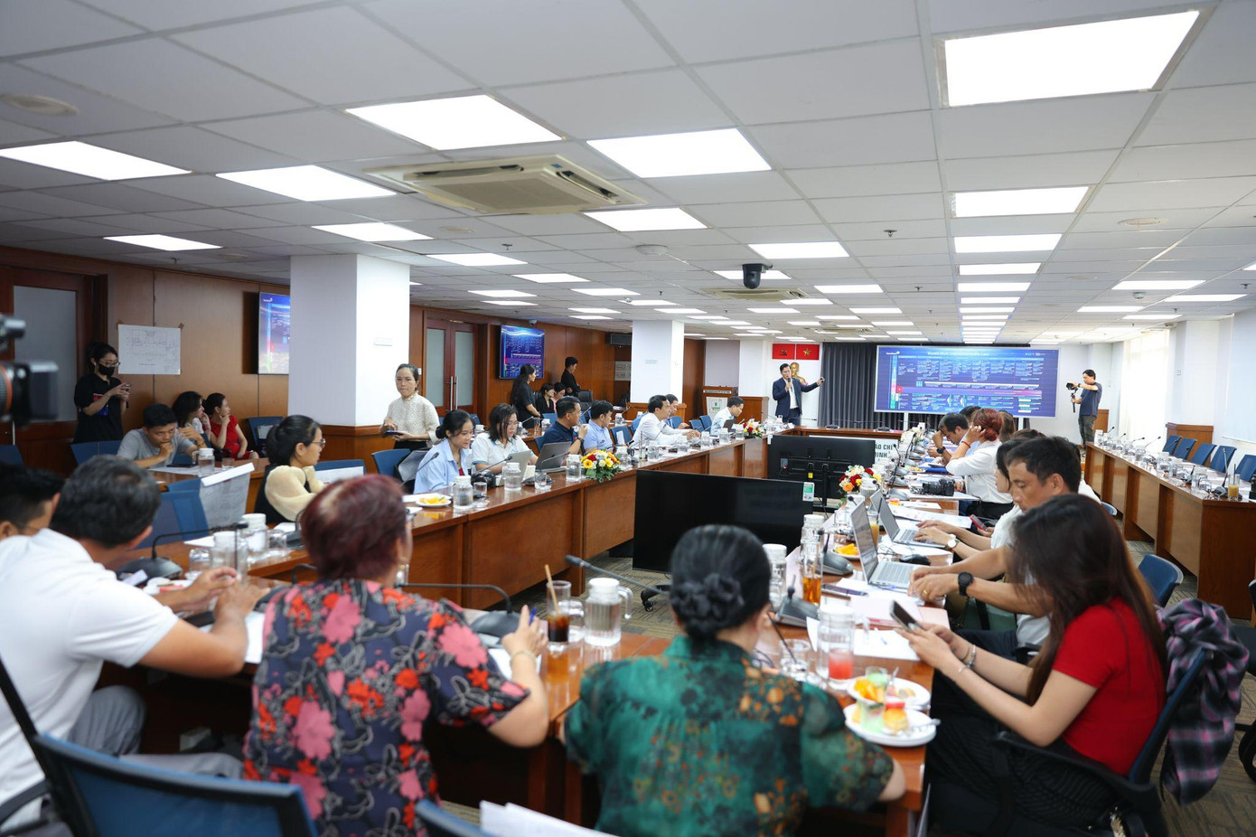 Toàn cảnh sự kiện