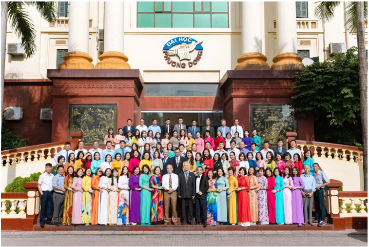 Đội ngũ cán bộ - giảng viên Đại học Phương Đông - Ảnh : ĐH PHƯƠNG ĐÔNG