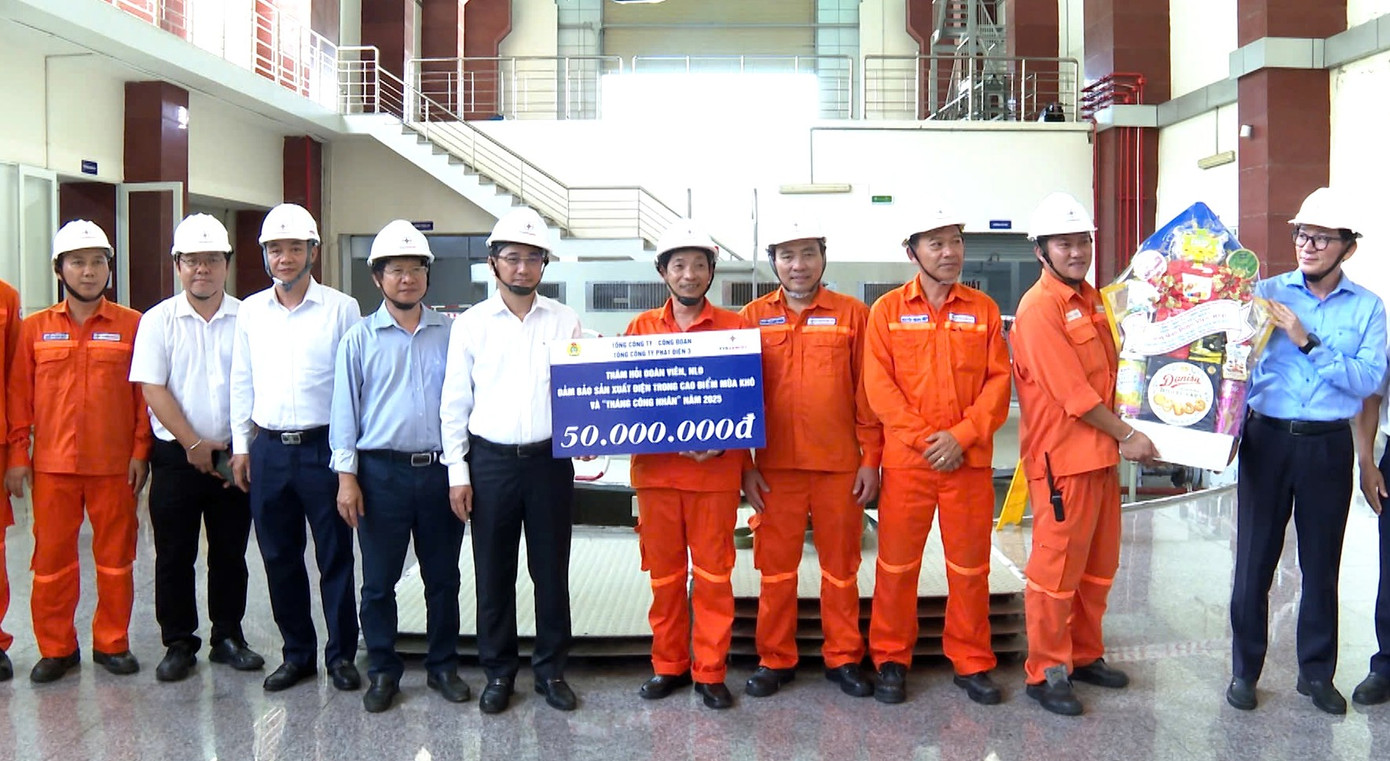 Lãnh đạo Tổng công ty, Công đoàn EVNGENCO3 trao quà cho Đoàn viên, NLĐ tại Nhà máy Thủy điện Buôn Tua Srah