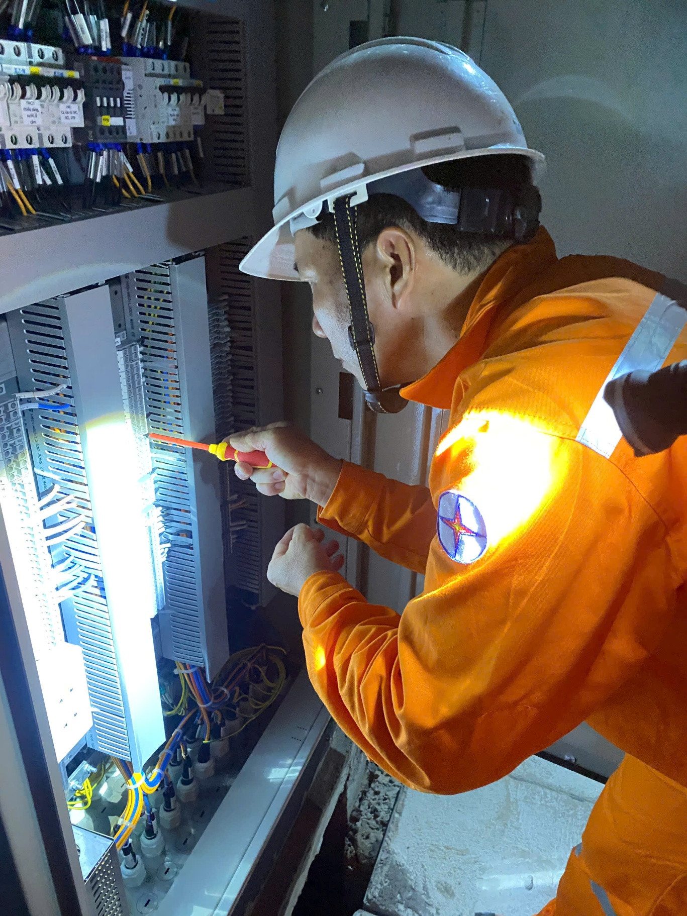 H13. Kiểm tra đóng điện công trình nâng công suất Trạm biến áp 110kV khu công nghiệp Du Long, tỉnh Ninh Thuận ngày 30/3/2025