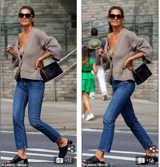 Katie Holmes mặc áo cardigan lệch vai, lộ nội y và ngực chảy xệ ảnh 3