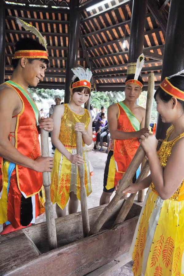 Tục đâm đuống