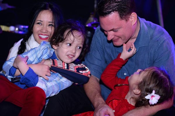 Nhìn lại cuộc hôn nhân 8 năm của Hồng Nhung và chồng tây ảnh 9