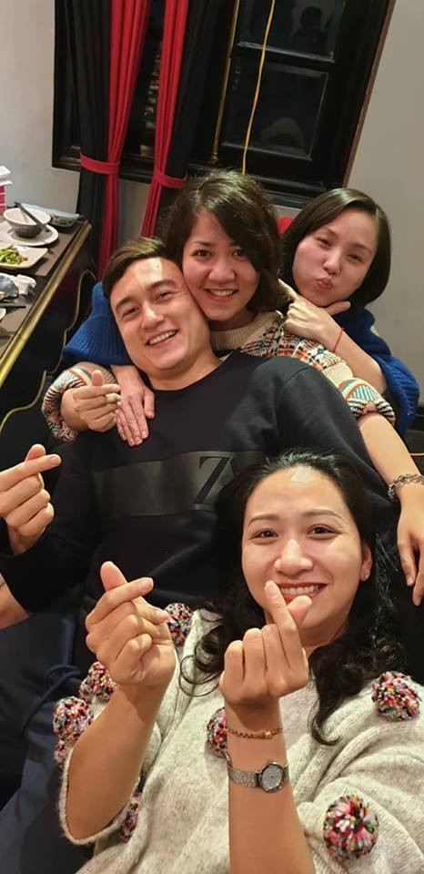 Linh Nga bùi ngùi tiễn em họ Đặng Văn Lâm đi Hà Nội chuẩn bị Asian Cup ảnh 2