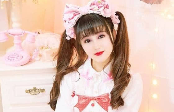 Hé lộ số tiền chồng Tây chu cấp cho Hồng Nhung sau ly hôn ảnh 4