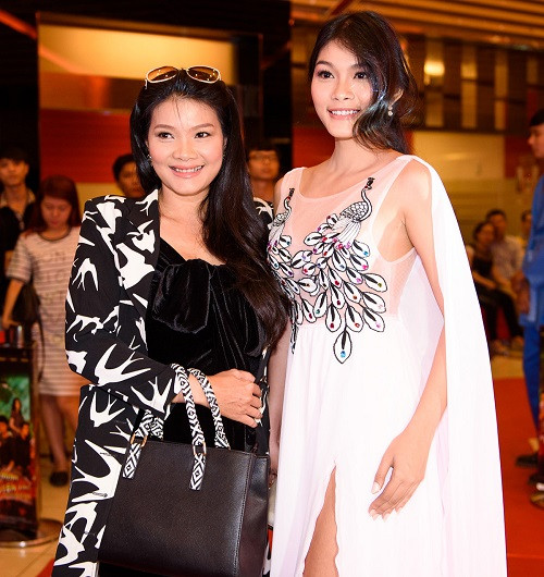 Con gái hot girl của Kiều Trinh nóng bỏng cỡ nào? ảnh 1