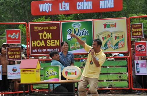 Quyền Linh từng suýt 'bỏ túi' điện thoại Vertu hơn nửa tỉ nhặt được ảnh 2