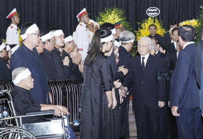 Lễ truy điệu và di quan nguyên Tổng Bí thư Đỗ Mười ảnh 103 Lễ truy điệu và di quan nguyên Tổng Bí thư Đỗ Mười ảnh 103