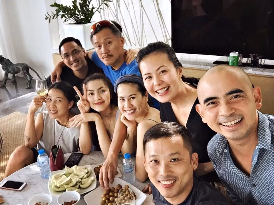 Louis Nguyễn và Hà Tăng tình tứ trong sinh nhật con gái Phạm Anh Khoa ảnh 5