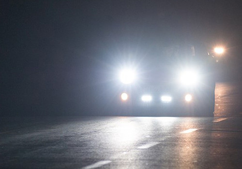 Ôtô độ đèn chiếu sáng sẽ bị từ chối đăng kiểm ảnh 1