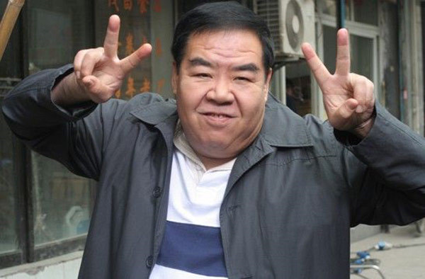 'Mèo mập' Trịnh Tắc Sĩ từng lao đao vì nợ, phải đóng 18+ giờ ra sao? ảnh 2