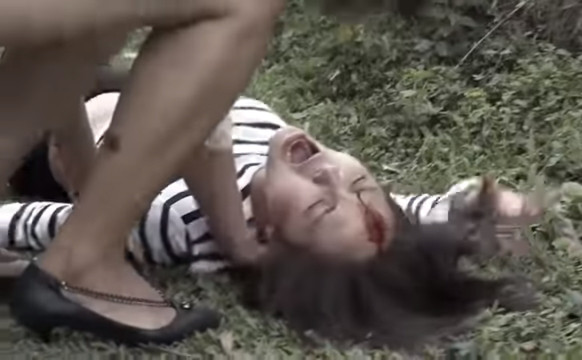 'Quỳnh búp bê' tập 15: Quỳnh nổi điên đập 'vỡ đầu' My 'sói' ảnh 1