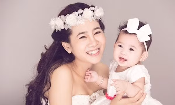 Phản ứng của bạn trai cũ Mai Phương khi biết cô bị ung thư ảnh 3