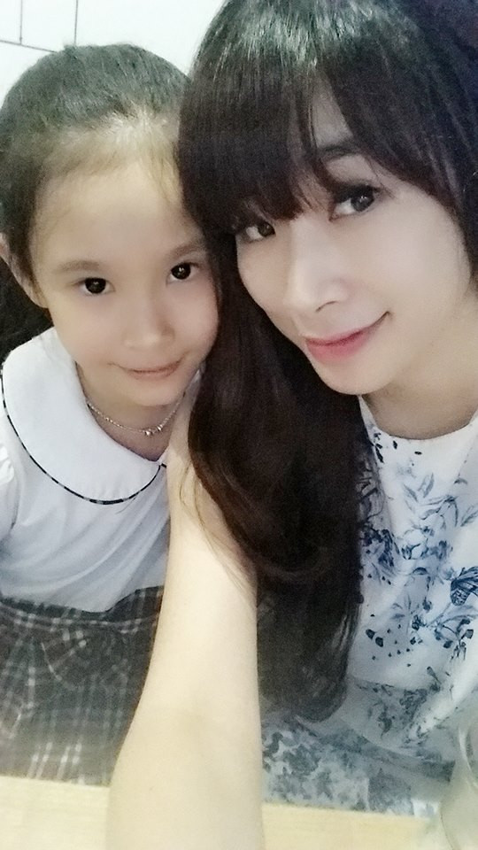 Gia đình vợ đẹp con xinh ít ai biết của BTV thể thao Quốc Khánh ảnh 5