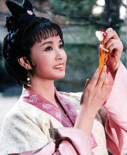 Lưu Hiểu Khánh tung ảnh 30 năm trước đẹp như mộng 'gây sốt' ảnh 6