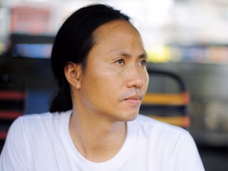 Họa sĩ Ngô Lực kể chi tiết về tin nhắn xin lỗi mà mẫu nude gửi công an ảnh 1