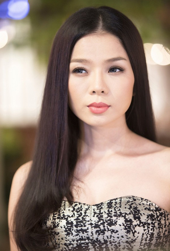 'Soi' nhan sắc Lệ Quyên trước khi nâng mũi và sau khi tháo sụn ảnh 5