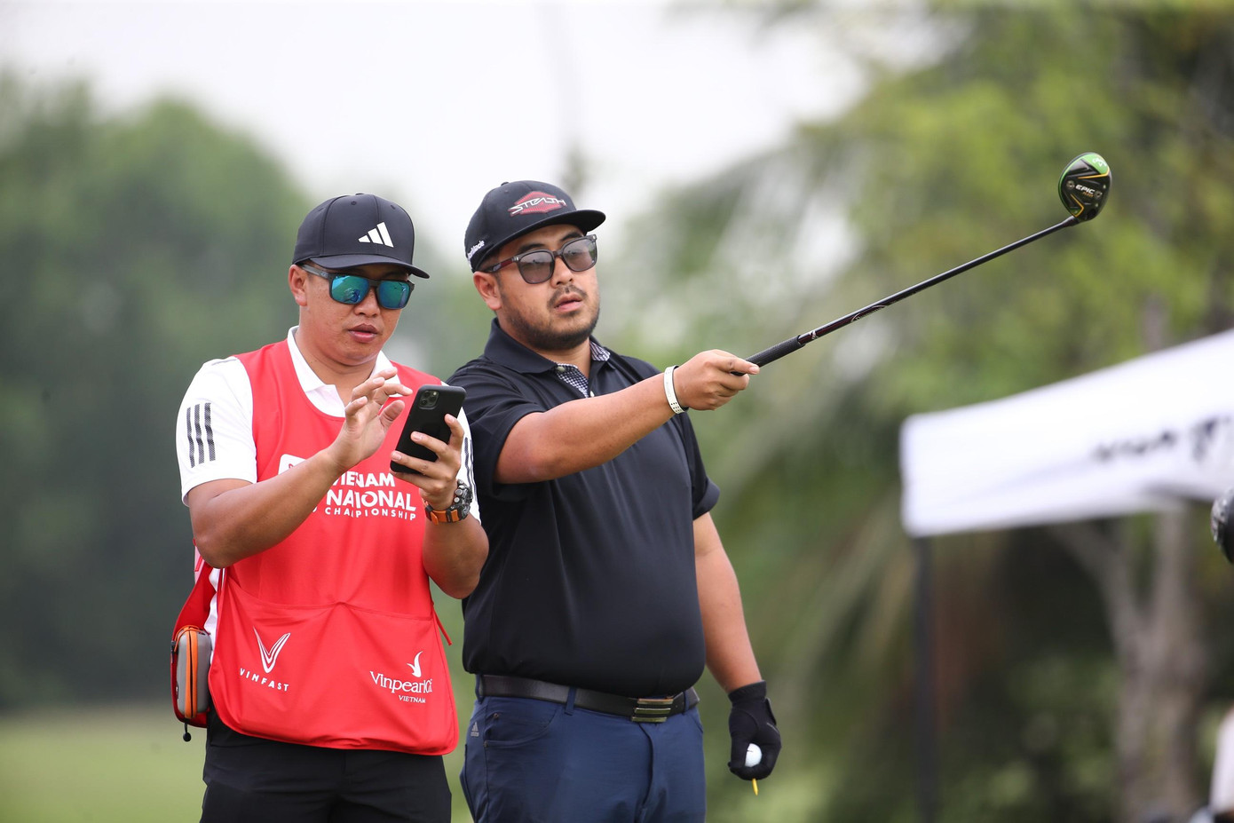 Golfer Phạm Minh Phong độc chiếm ngôi đầu ảnh 42