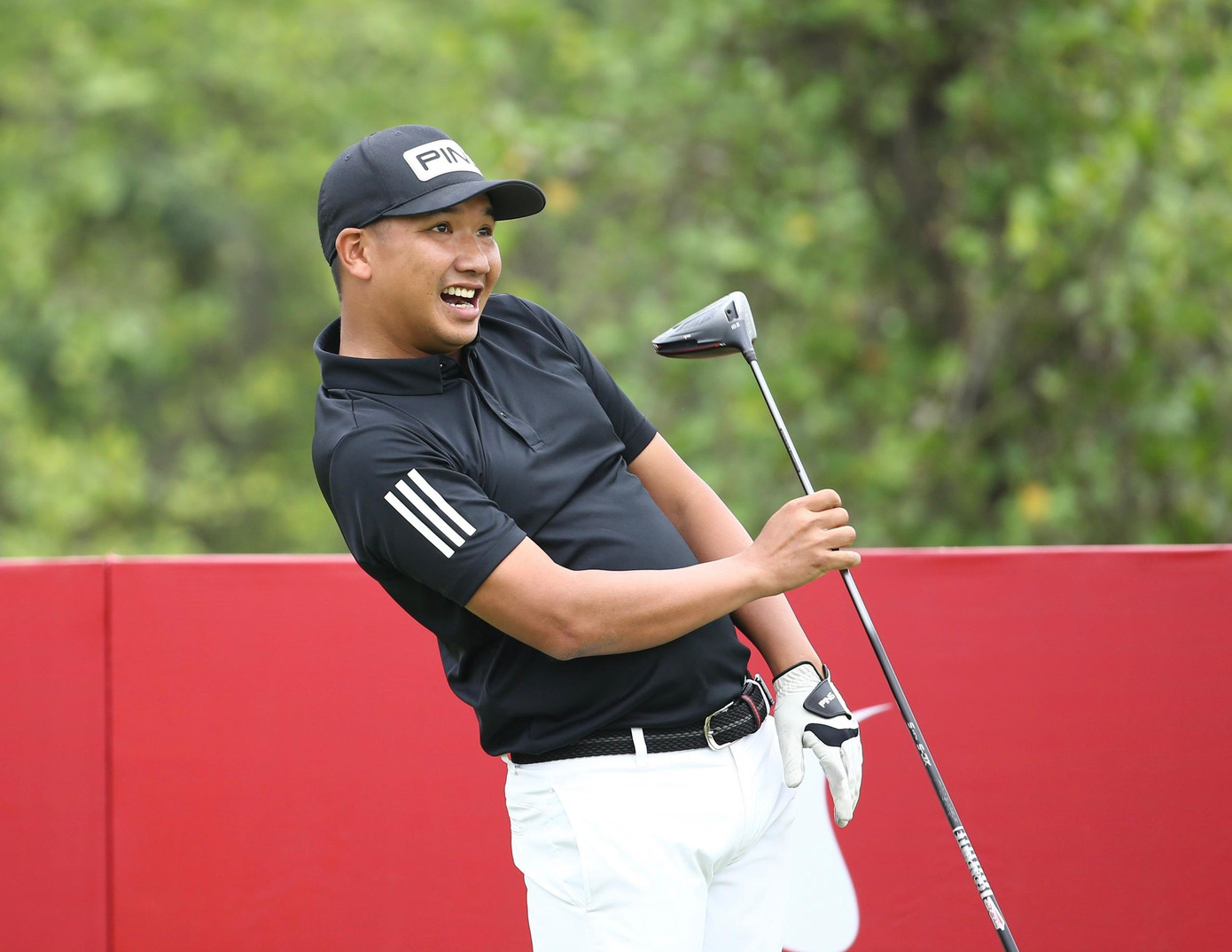 Golfer Phạm Minh Phong độc chiếm ngôi đầu ảnh 43