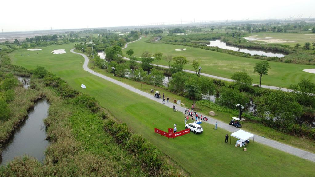 NÓNG: Xuất hiện hole in one đầu tiên tại Giải Vô địch Golf Quốc gia 2022 - Cúp VinFast ảnh 11