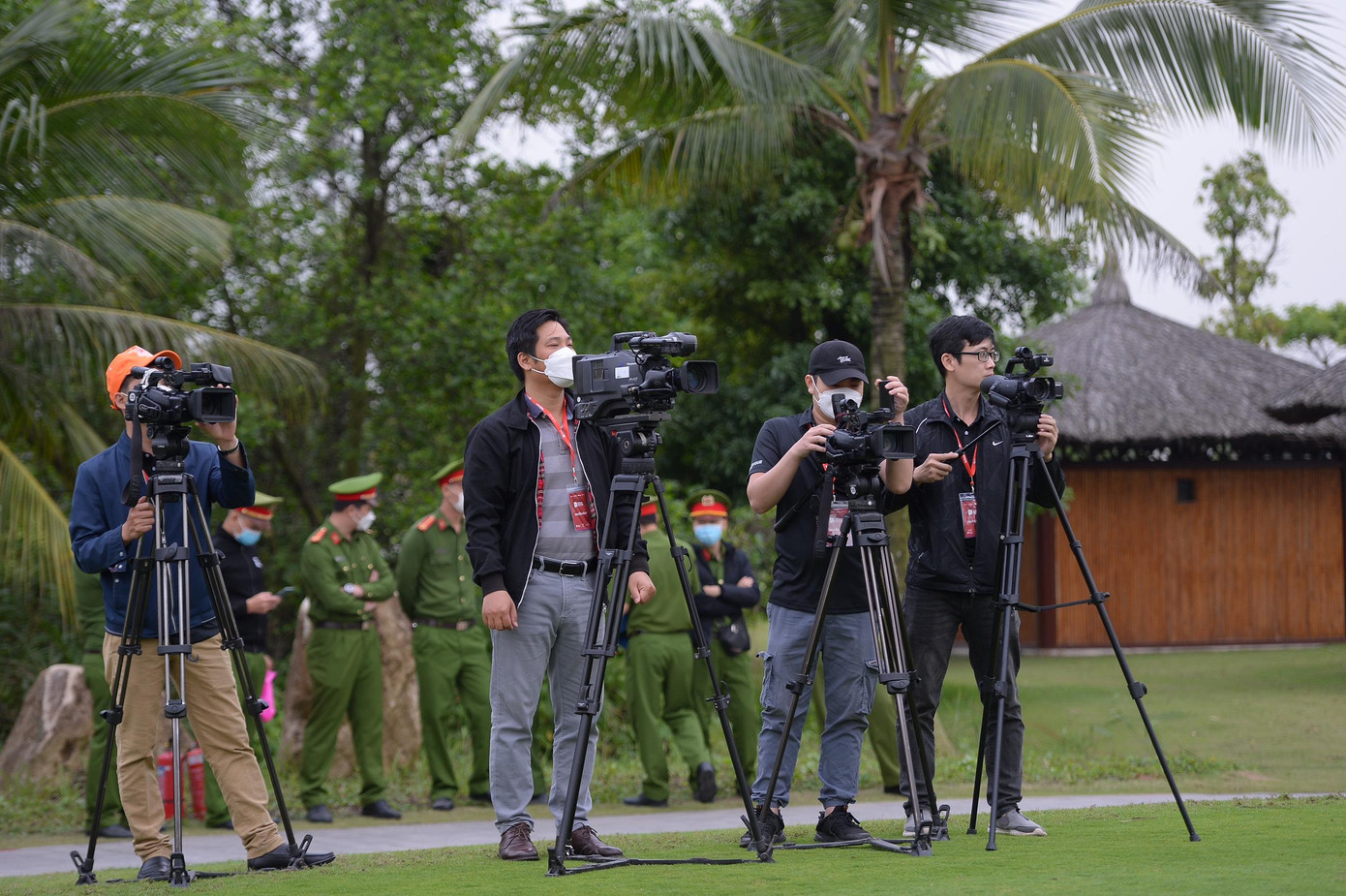 Golfer Phạm Minh Phong độc chiếm ngôi đầu ảnh 3