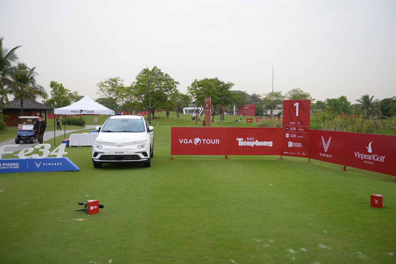 Golfer Phạm Minh Phong độc chiếm ngôi đầu ảnh 5