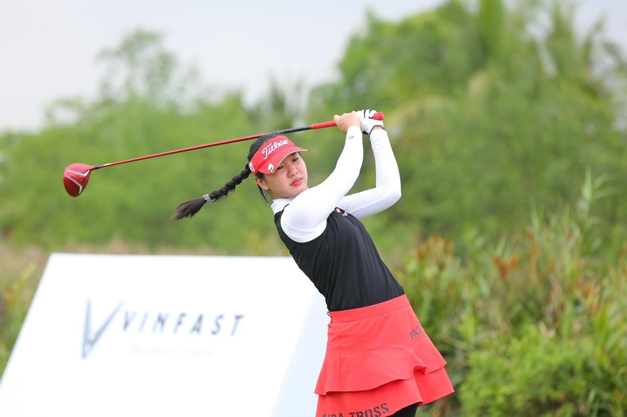 NÓNG: Xuất hiện hole in one đầu tiên tại Giải Vô địch Golf Quốc gia 2022 - Cúp VinFast ảnh 27