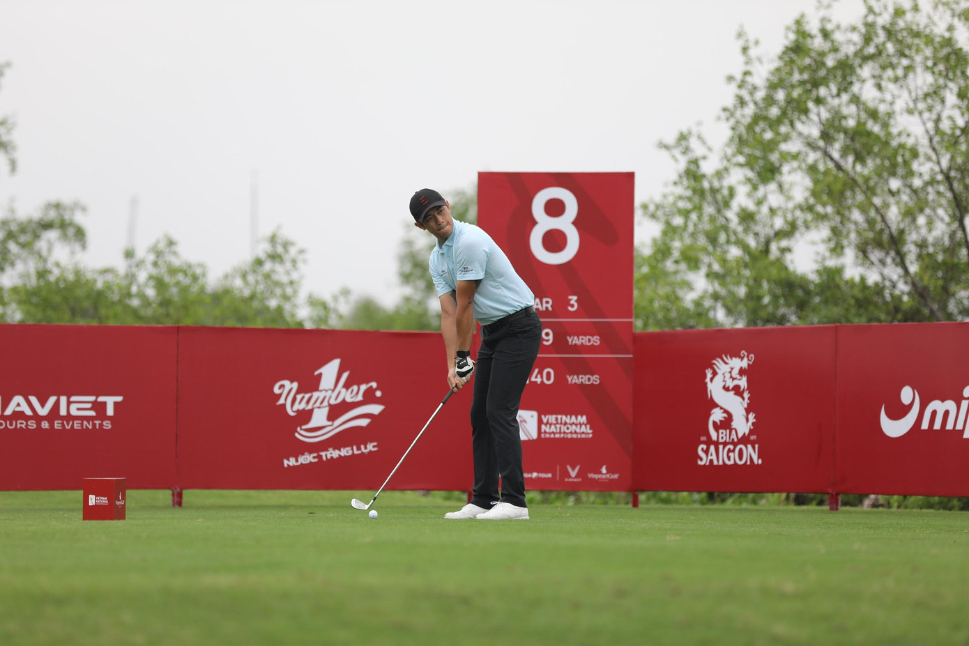 Nguyễn Huy Thắng từng nhiều lần tham dự các giải đấu nghiệp dư lớn tại Việt Nam nhưng không gặt hái được thành công, một phần do tâm lý thi đấu không ổn định Nguyễn Huy Thắng từng nhiều lần tham dự các giải đấu nghiệp dư lớn tại Việt Nam nhưng không gặt hái được thành công, một phần do tâm lý thi đấu không ổn định