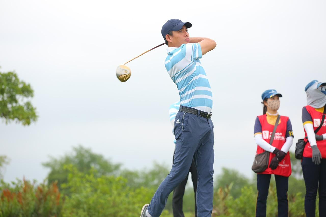 Golfer Đinh Thanh Vượng vô địch Giải Golf Hải Phòng mở rộng - Cúp Hoa Phượng 2022 ảnh 23