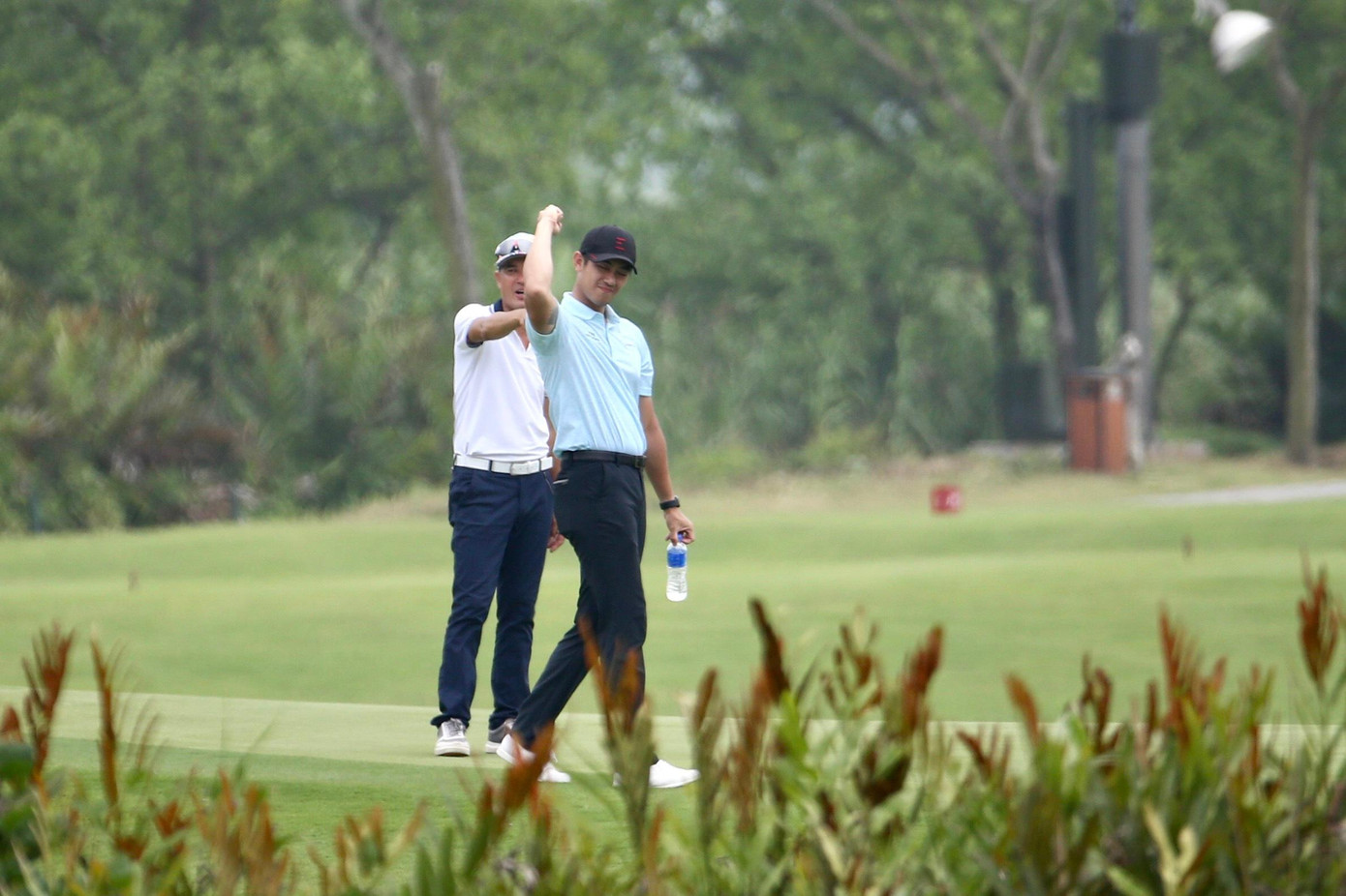 Tuy nhiên, sau quãng thời gian du học ở nước ngoài và trở về Việt Nam làm HLV golf, Huy Thắng đã có những tiến bộ đáng kể về kĩ năng và tâm lý chơi golf Tuy nhiên, sau quãng thời gian du học ở nước ngoài và trở về Việt Nam làm HLV golf, Huy Thắng đã có những tiến bộ đáng kể về kĩ năng và tâm lý chơi golf