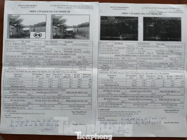 Phiếu cân ông H. cung cấp thể hiện cán bộ Trạm cân Khánh Hoà giảm nhẹ mức phạt cho xe quá tải. Ảnh LỮ HỒ. Phiếu cân ông H. cung cấp thể hiện cán bộ Trạm cân Khánh Hoà giảm nhẹ mức phạt cho xe quá tải. Ảnh LỮ HỒ.
