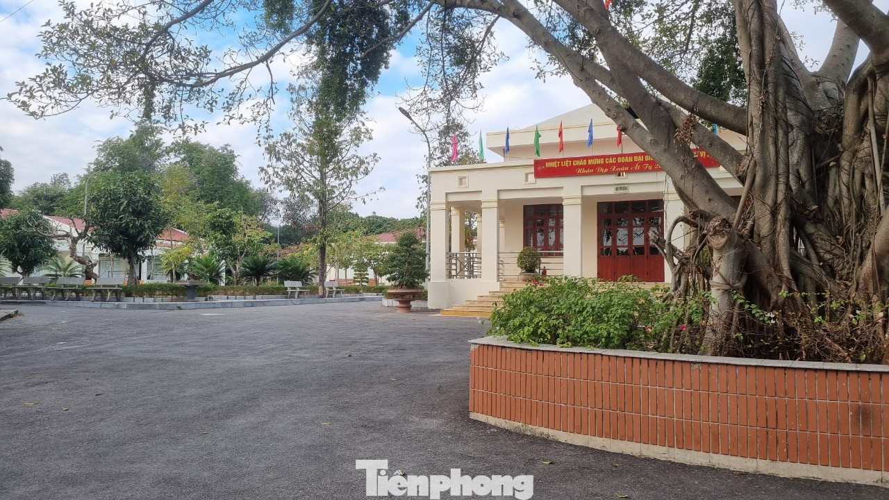 Toàn cảnh Trung tâm Điều dưỡng thương binh Lạng Giang. Toàn cảnh Trung tâm Điều dưỡng thương binh Lạng Giang.